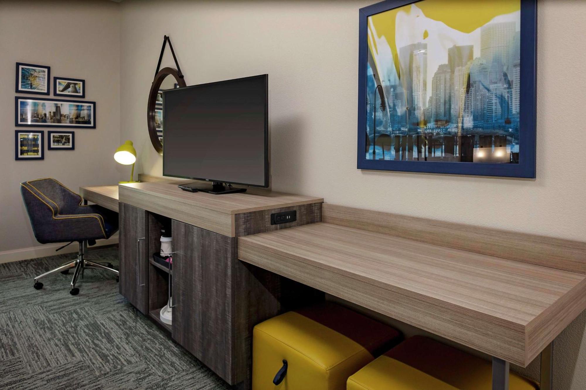 Hampton Inn Cranbury Екстериор снимка
